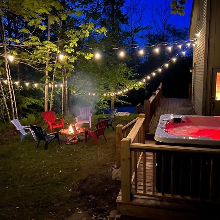 Wine Moose W Hot Tub Fireplace Sauna 9Min To Mt Snow Dover 외부 사진