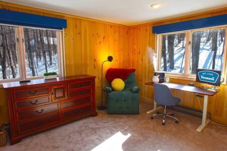Wine Moose W Hot Tub Fireplace Sauna 9Min To Mt Snow Dover 외부 사진