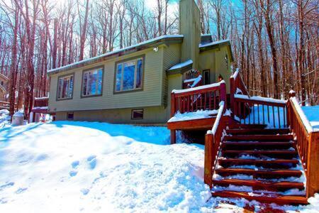 Wine Moose W Hot Tub Fireplace Sauna 9Min To Mt Snow Dover 외부 사진