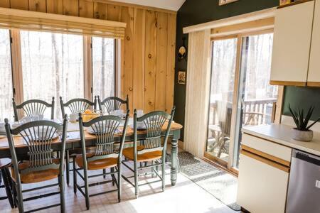 Wine Moose W Hot Tub Fireplace Sauna 9Min To Mt Snow Dover 외부 사진