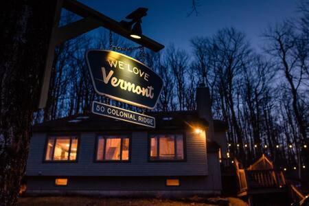 Wine Moose W Hot Tub Fireplace Sauna 9Min To Mt Snow Dover 외부 사진